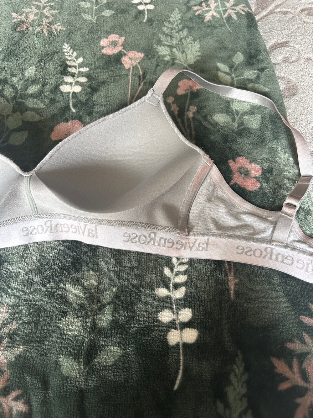 La Vie En Rose Gray Wireless Padded T-Shirt Bra - Picture 4 of 4